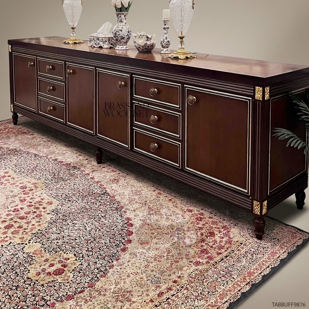 Louis XVI Gilt-Accent Heritage Dining Suite