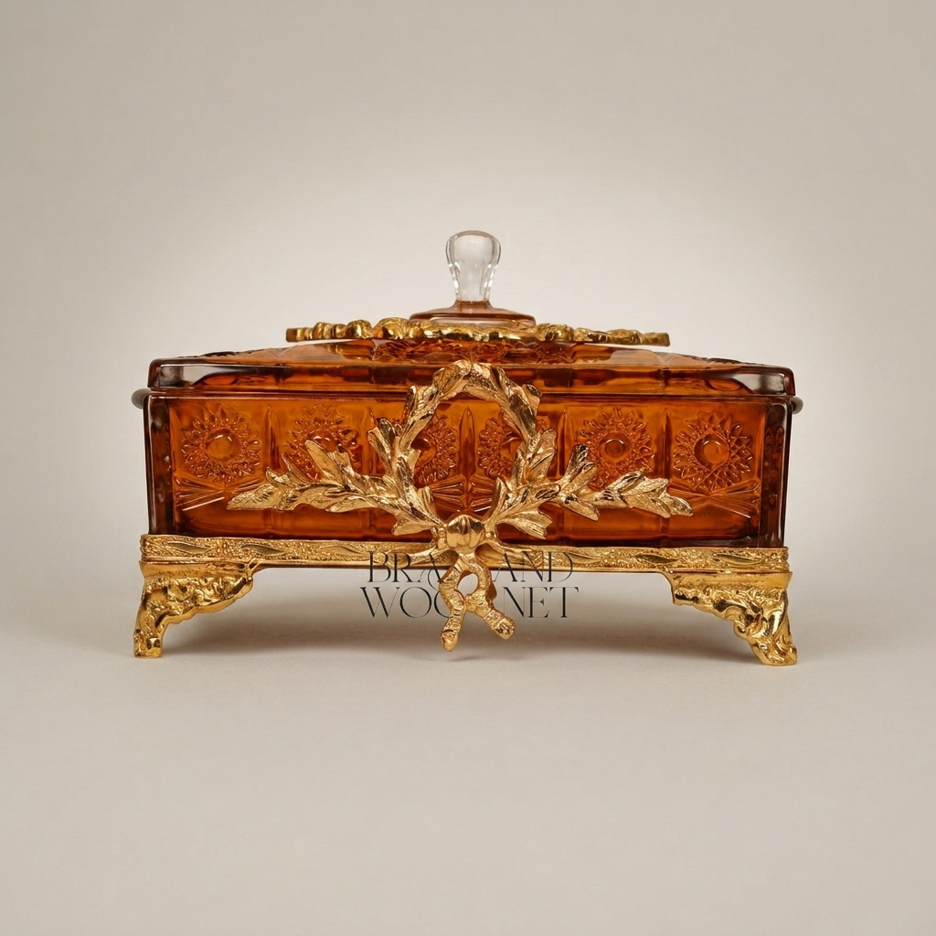 Neoclassical Amber Glass Bonbonniere with Gilt Brass Laurel Mounts
