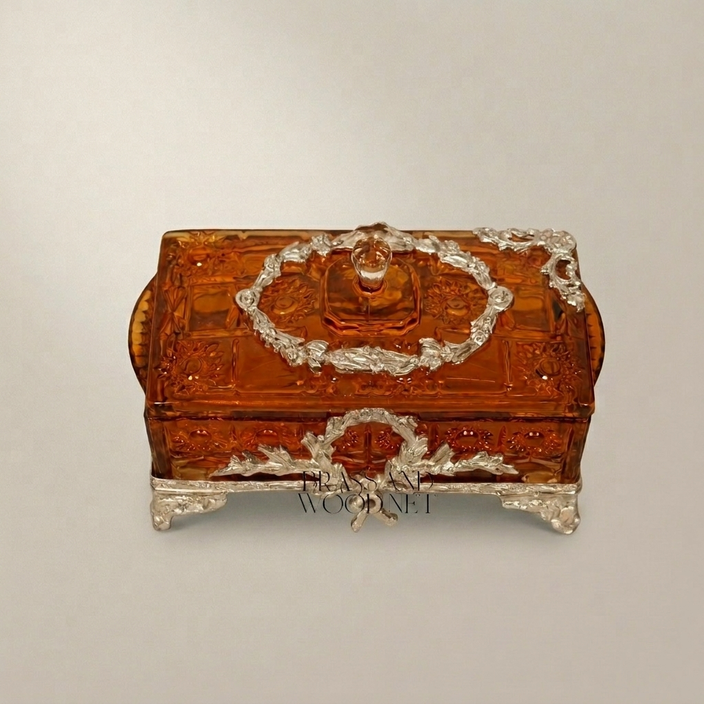 Neoclassical Amber Glass Bonbonniere with Gilt Brass Laurel Mounts