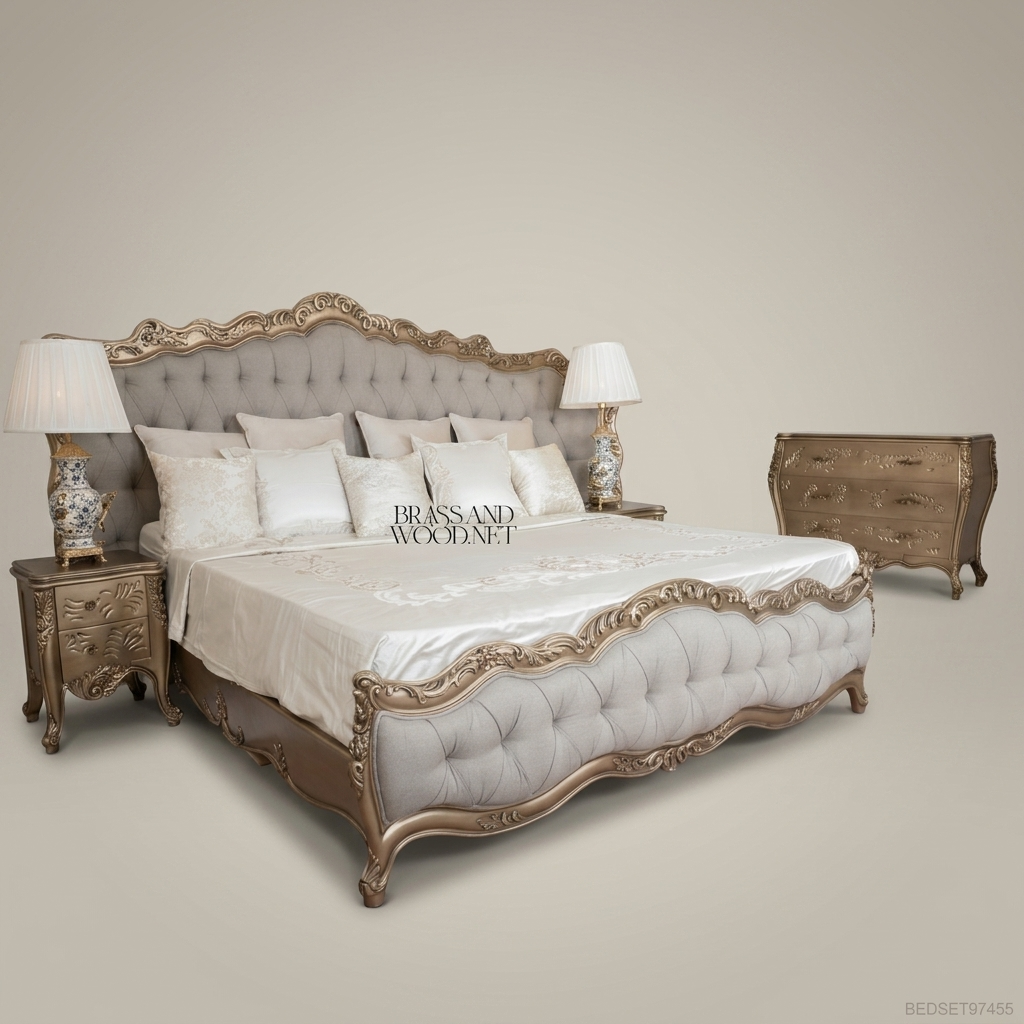 Louis XV Capitonné Bed in Antique Gold Leaf