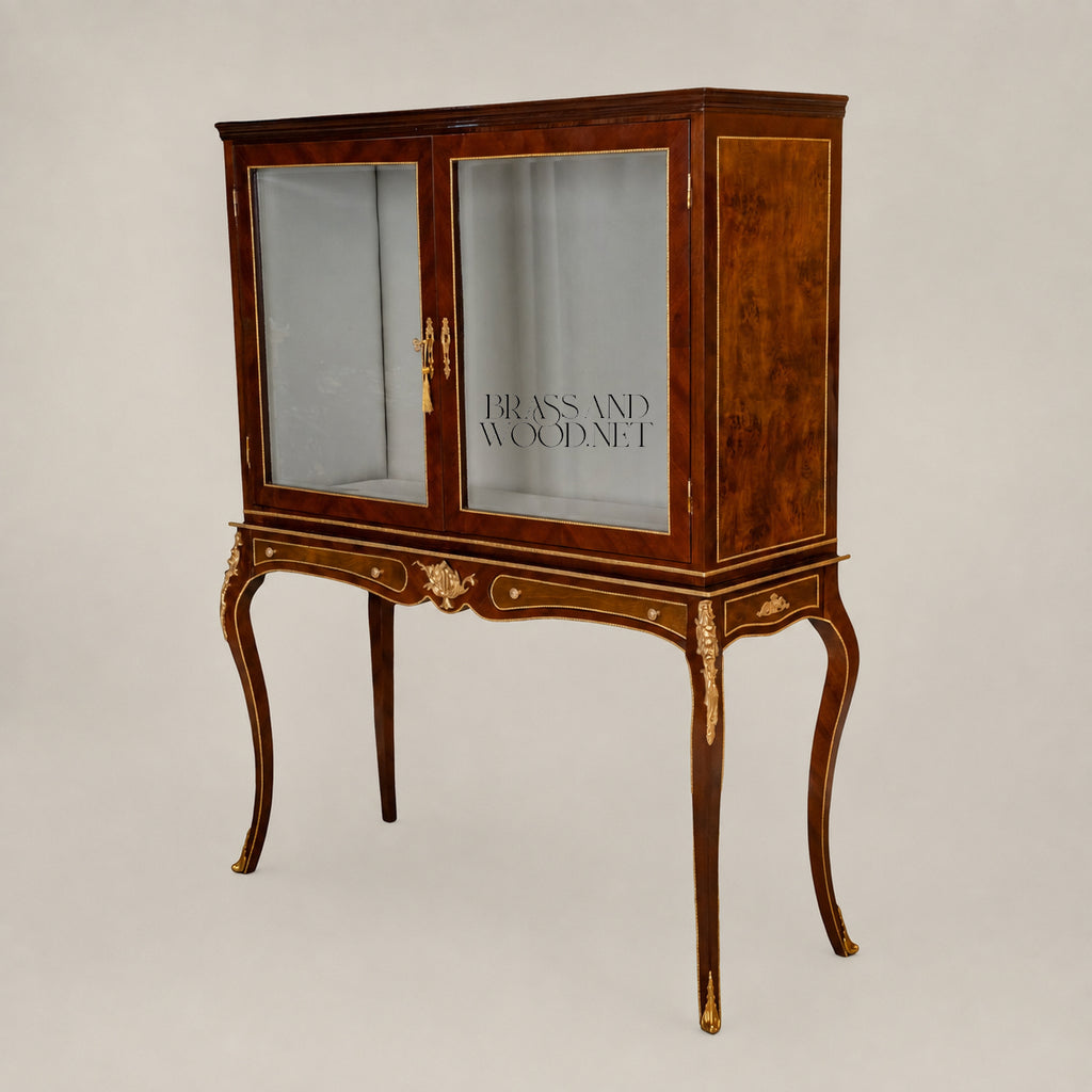 Classic Wood & Brass Display Cabinet - 2 Shelves - 140 cm