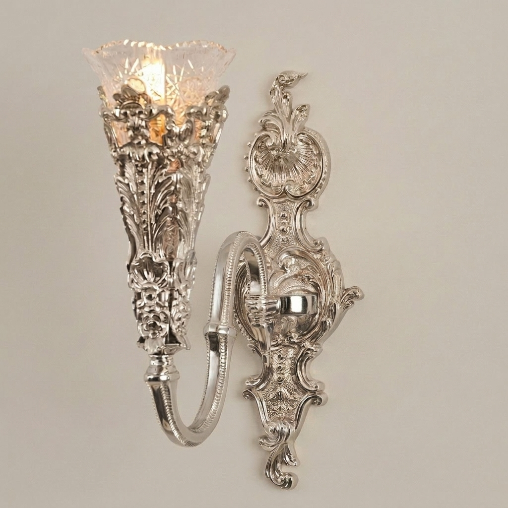 Baroque Torchère Brass Wall Sconce with Acanthus Relief & Cut-Glass Shade — Silver