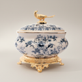 Chinoiserie Blue & White Porcelain Lidded Bonbonnière with Gilt Bird Finial — Gold