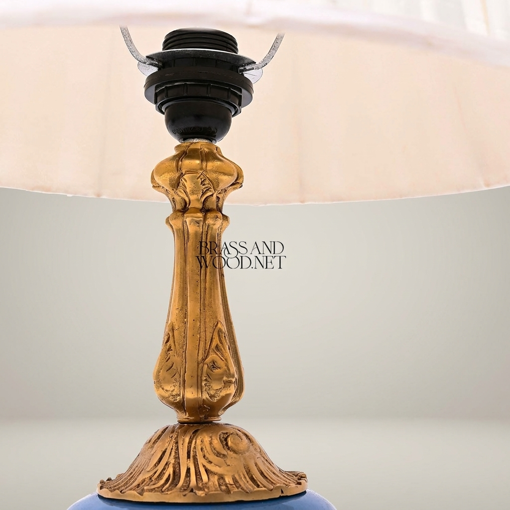 Classical Baroque Ceramic Table Lamp - Hand-Painted Floral Urn Base — Antique Gold