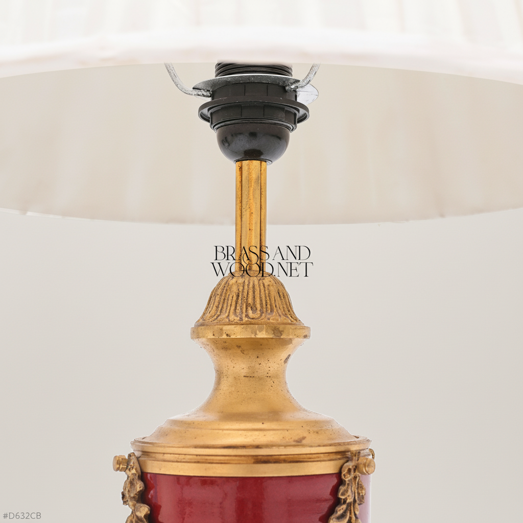 Classical Brass & Ceramic Urn Table Lamp - Acanthus Leaf Base with Floral Garland — Gold