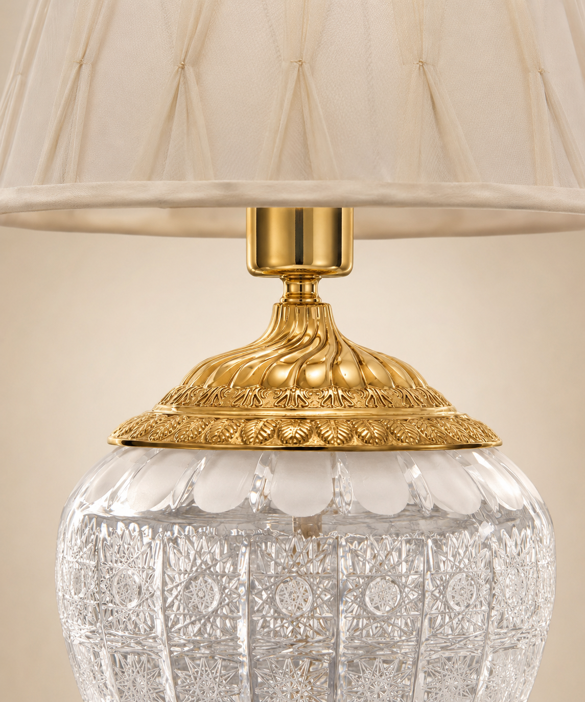 Imperial Crystal Gold Table Lamp — Gold