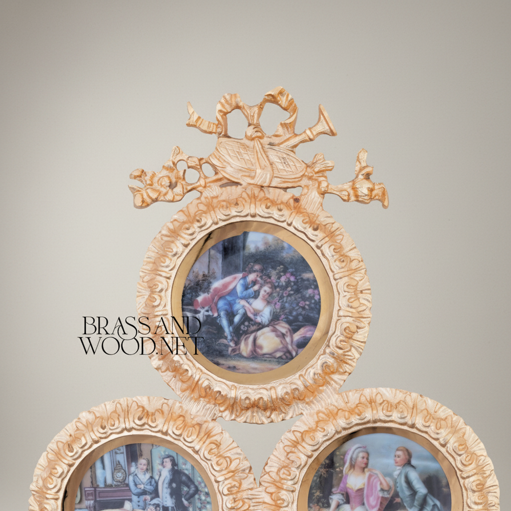 Louis XVI Rococo Triple Round Wall Frame Set with Trumpet Crest & Acanthus Motifs — Gold
