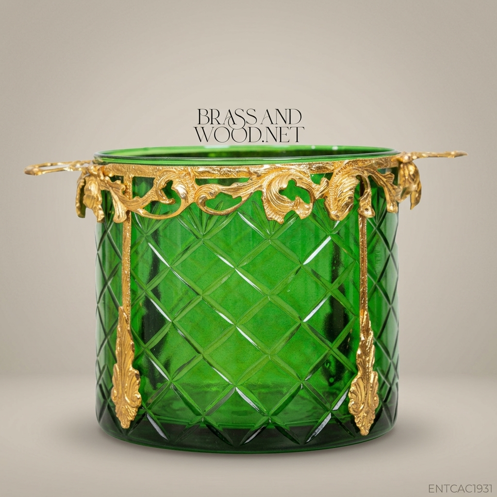 Napoleon III Rococo Revival Emerald Cut-Glass Planter with Gilt Bronze Acanthus Mounts