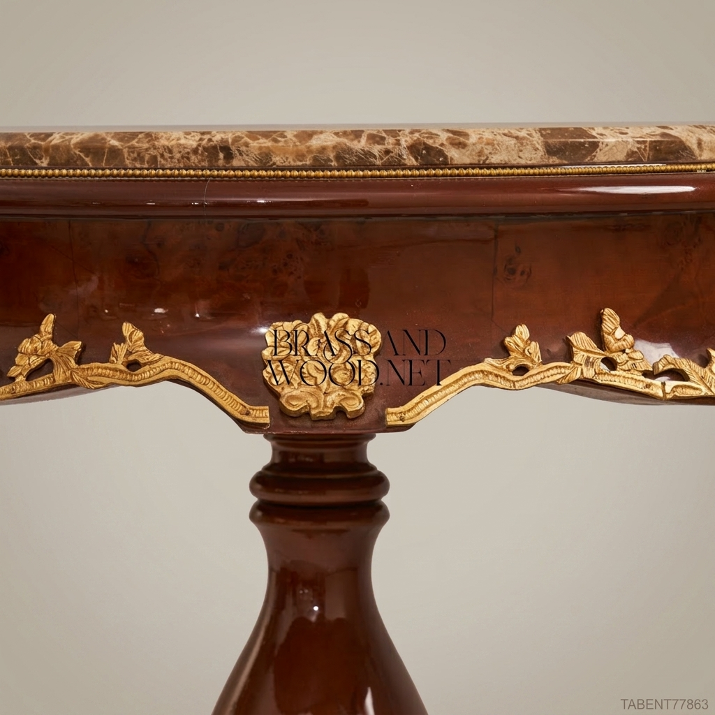 Napoleon III Rococo Revival Marble-Top Guéridon with Gilt Bronze Ormolu Mounts