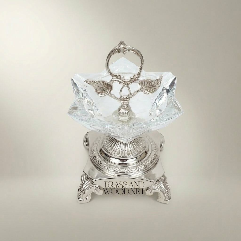 Rococo Crystal & Brass ashtray with Leaf Handle & Paw Feet — Silver