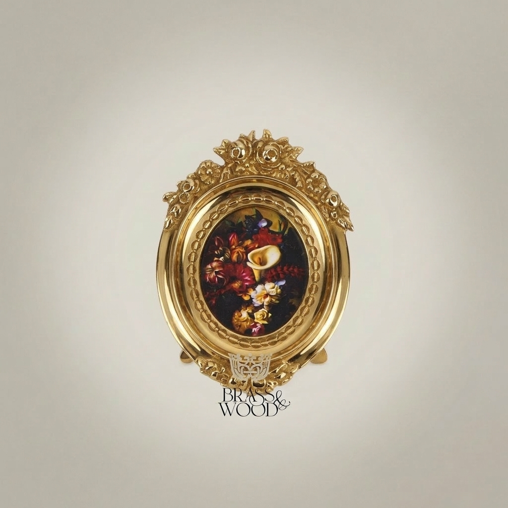 Rococo Oval Decorative Plate with Floral Print & Ornate Brass Easel Frame — Gold