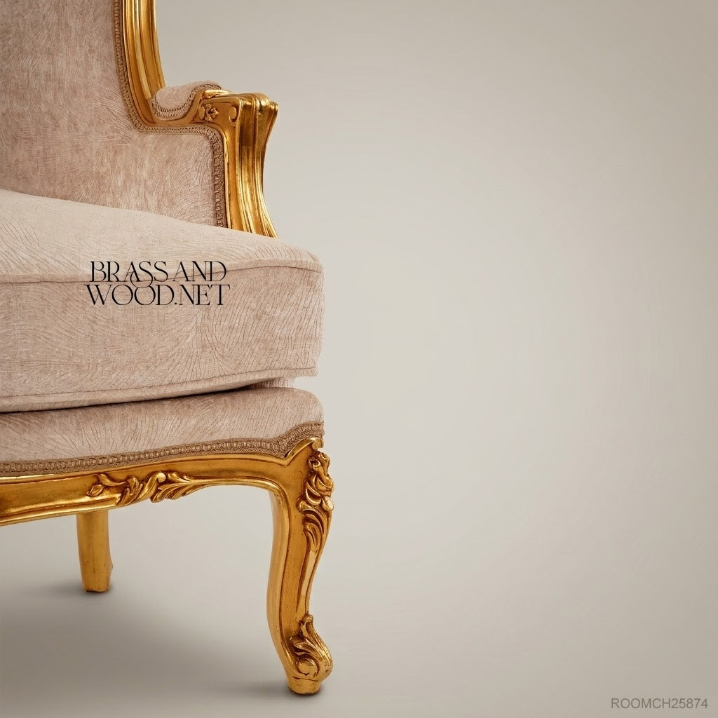 Louis XV Bergère Salon Chair – Gilded Frame & Champagne Velvet