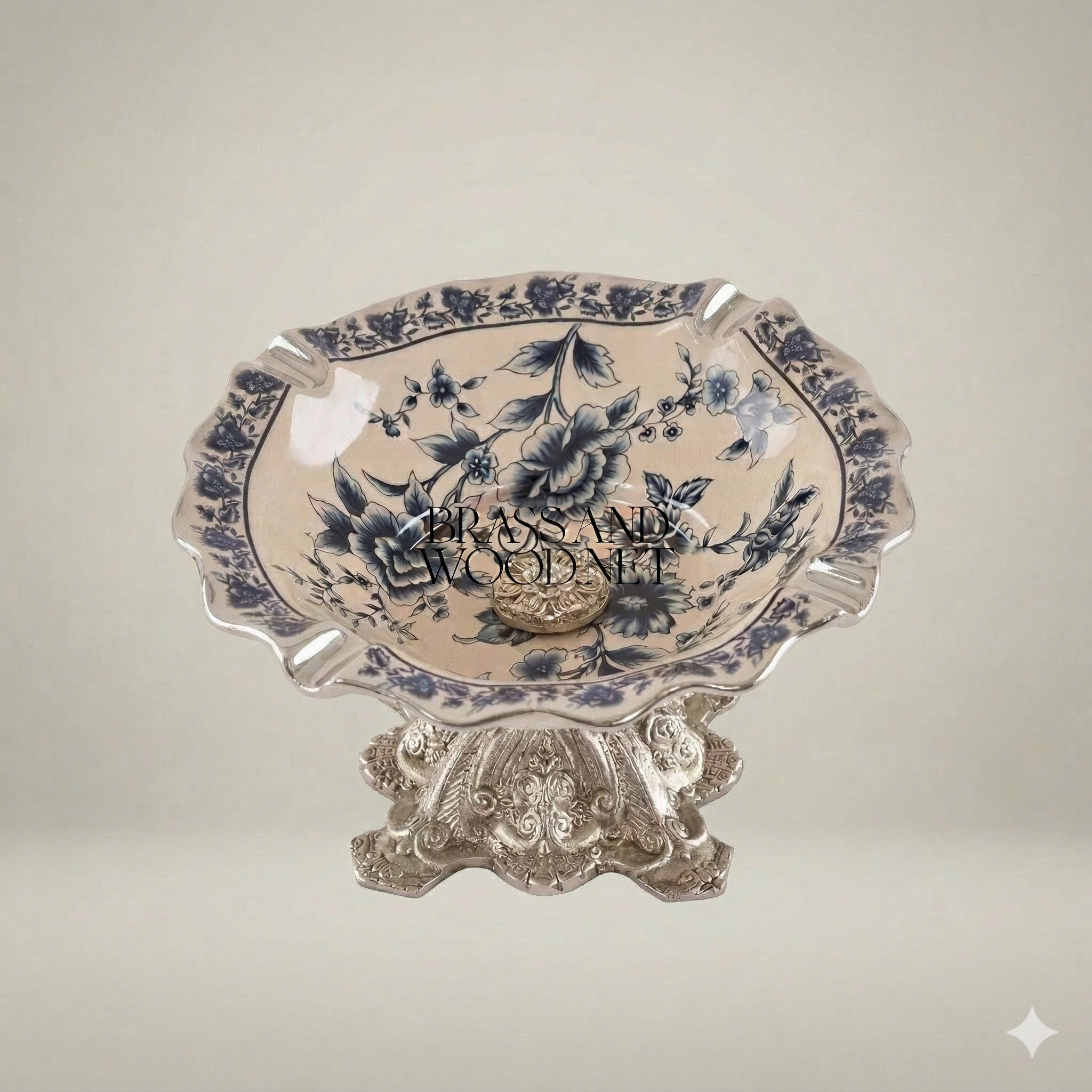 Victorian Rococo Ceramic Ashtray with Floral Blue Chinoiserie & Ornate Metal Base — Silver